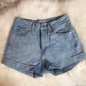 Levi’s high waisted shorts